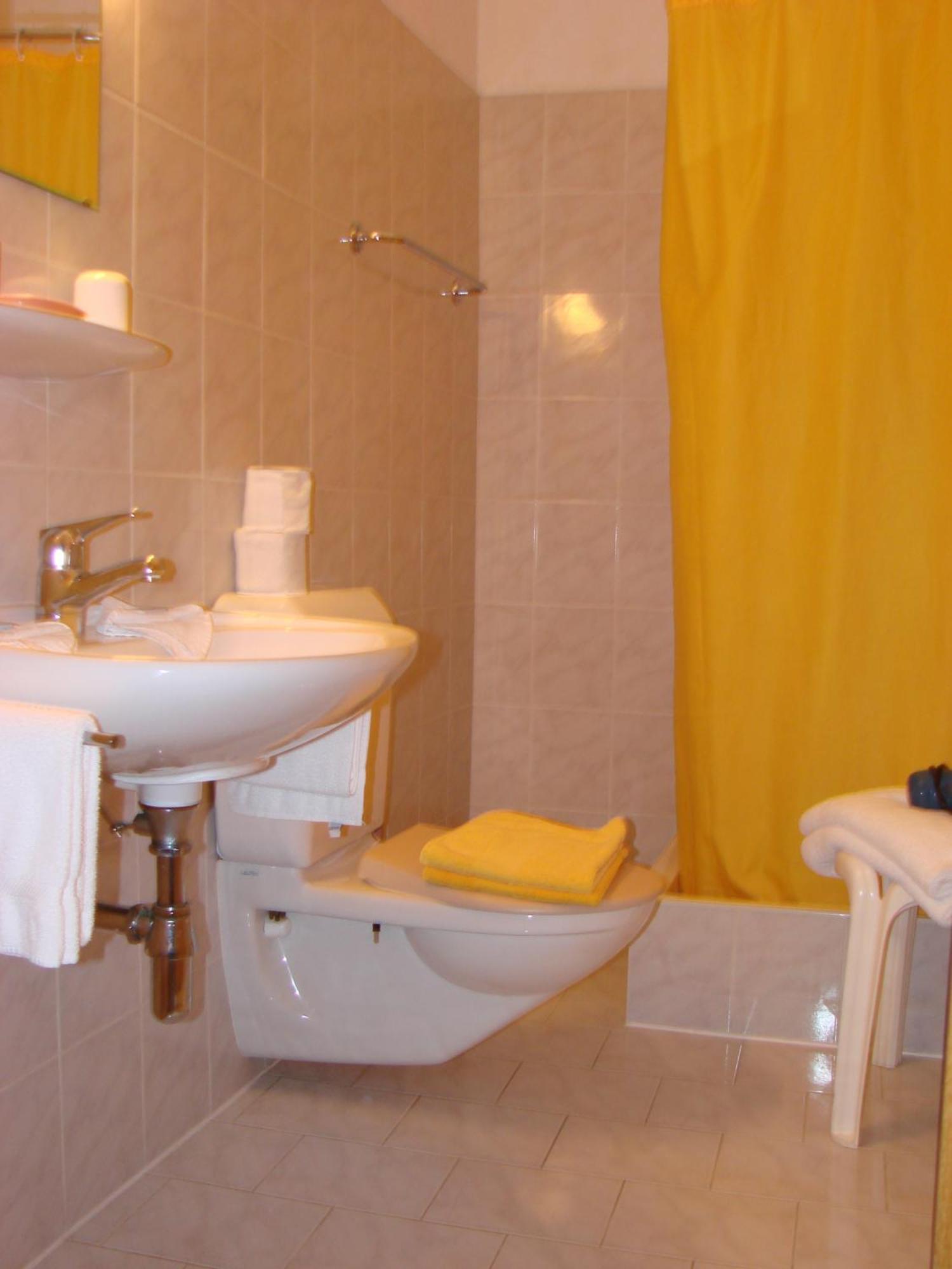 Osteria Battello Hotel Caslano Luaran gambar