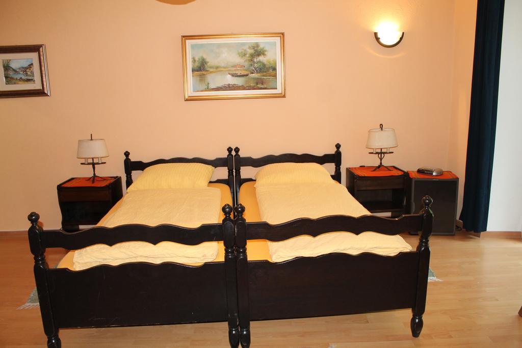 Osteria Battello Hotel Caslano Luaran gambar